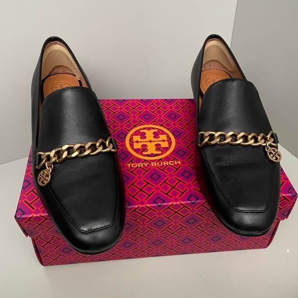 Tory Burch Calf Leather charm loafer *BN* - Picture 5 of 8